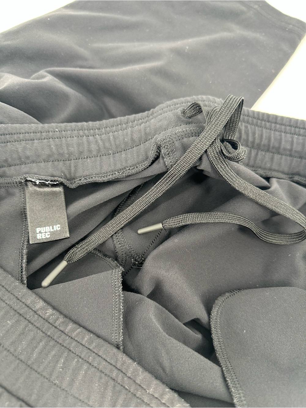 PUBLIC REC Black Men’s Performance Pants 44 Athletic Travel Casual - Picture 5 of 12